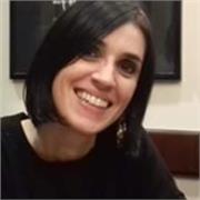 Madrelingua tedesca; inglese e francese; musica